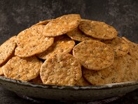 コスパがいいと思う「埼玉県の1200円未満のお土産」ランキング！ 2位「黒胡椒せん」を抑えた1位は？【2025年調査】