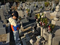 「ダルビッシュが帰阪！」ダルビッシュ有、息子2人と地元・大阪で墓参り「素敵な心がけ」「進化してる」