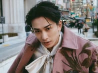 「王子様だ」町田啓太、写真集発売決定！ カット先行公開に「こんなカッコよくピザ食べる人いる！？」
