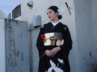 「思った通りの美しさ！」つるの剛士、美人娘の成人式ショット公開！ 「大人っぽくて素敵やぁ…」