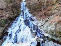 埼玉県で「冬に行きたい滝」ランキング！ 2位「丸神の滝」、1位は？ 【2026年調査】