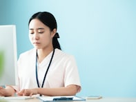 「思ったほど貯金が…」31歳看護師女性、年収350万円。両親との実家暮らしでのリアルな貯金額は？