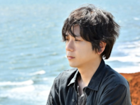 横顔が美しいと思う「嵐のメンバー」ランキング！ 2位「二宮和也」を100票以上の差で抑えた1位は？