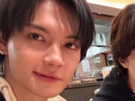 「お友達もイケメン」佐野勇斗、“友達”とのプライベートを投稿！ 「一般人と比較にならない爆イケ」