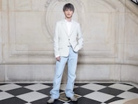 「ビジュ激変にビックリ」横浜流星、イケメンショットに反響！ 「コーデ新鮮」「見れば見るほど素敵」