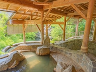 【楽天トラベル春セール】「飯坂温泉 飯坂ホテルジュラク」が今だけ特別価格に！ 趣向を凝らした露天風呂群で湯巡り【2月5日】