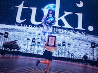 「漫画の主人公超えてる」tuki.、武道館初ライブでギネス認定！ 「伝説の幕開け」「エグすぎて震える」