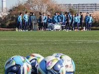 「リプ欄こわすぎ」湘南ベルマーレのマスク着用呼び掛けになぜか賛否。「マスク強制は人権侵害」