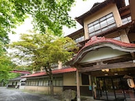 【岩手県の人気ホテル】「岩手 花巻温泉郷 鉛温泉 藤三旅館」は平均1.25mもの深さがある「白猿の湯」が魅力