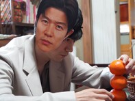 「仲良いなもっとやれ」鈴木亮平が松山ケンイチに怒る？ 「誰も頼んでない」「あなたが勝手にやってるだけ」