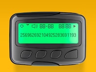 「大人のあなたに…」マクドナルド公式の“ポケベル”メッセージに「ガチで読めない」「88-88ぱらぱっぱっぱ～」