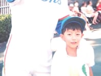 「愛おしすぎて滅」河合郁人、レアな幼少期ショットに「面影ある〜」「写真の質感もエモいね」反響！