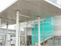 【茨城県の人気スーパー銭湯】「あそう温泉 白帆の湯」はパノラマ眺望が自慢の施設。美肌に優れた「黄褐の湯」でリラックス