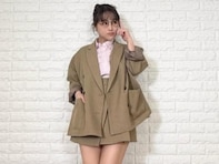 「スタイル良すぎやし美脚すぎる」鈴木奈々、“最強”の絶対領域を披露「珍しくミニスカートを履いてみました！」