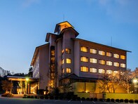 【楽天トラベルスーパーSALE】「老神温泉 源泉湯の宿 紫翠亭」が特別価格で登場中