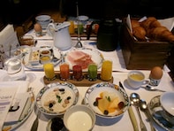 【兵庫県で泊まってよかった】「神戸北野ホテル」はアンティークの香りと“世界一の朝食”に心満たされる、美食の洋館