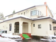 【楽天トラベルスーパーSALE】「草津温泉 客室露天風呂と旬彩の宿 湯宿 いわふじ」が最大20％オフ！ 全5室の静かな宿で源泉かけ流し露天風呂【3月13日】