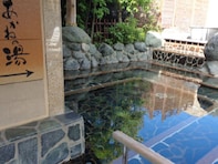 【兵庫県の人気スーパー銭湯】「あかねの湯 姫路南店」は野天風呂や大汗房などを楽しめる。炭酸泉やスタジアムサウナでリラックス