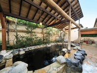 【神奈川県の人気スーパー銭湯】「おふろの王様 町田店」は本格的な石造りの露天風呂が楽しめる施設。高濃度炭酸泉でリラックス