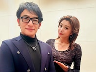 「美男美女で神々しい」藤原紀香、夫・片岡愛之助との2ショットを披露！ 「大人の貫禄と美しさ」「極美」