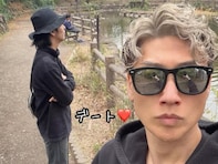 「ヒレさんと！！！」樽美酒研二、“デート”ショット公開「羨まし過ぎちゃう」「何かありそうな予感」