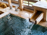 【福岡県の人気日帰り温泉】「ほうじょう温泉 ふじ湯の里」は源泉かけ流しが自慢の施設。大浴場「福智山」「大藤」でリラックス
