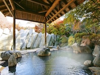 【宮城県の人気ホテル】「秋保温泉 篝火の湯 緑水亭」は幻想的な篝火に包まれる名湯が自慢