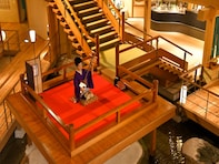 【福島県の人気ホテル】「会津芦ノ牧温泉 大川荘」は絶景露天風呂と浮き舞台の演奏が魅力