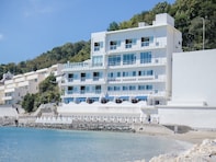 【楽天トラベル春夏フェア】和歌山県「Wakanoura Nature Resort エピカリス」が今だけ特別価格に！ 全25室の隠れ家ホテルで波音とともに過ごす癒しの休日【4月11日】