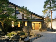 【富山県の人気スーパー銭湯】「満天の湯 富山店」はすべてが露天風呂感覚の施設。バリエーション豊かなお風呂でリラックス