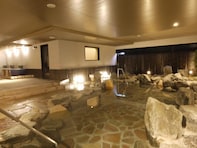 【兵庫県の人気日帰り温泉】「華楽の湯」は5種類のお風呂と多彩なサウナが魅力の施設