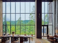 【楽天トラベル売れ筋1位】栃木県「鬼怒川渓翠」は渓谷ビューで過ごす隠れ家リゾート【4月20日】