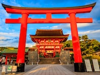 春に行きたいと思う「京都府の旅行先」ランキング！ 2位「伏見稲荷大社」を抑えた1位は？【2026年調査】