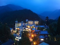 【楽天トラベル売れ筋1位】群馬県「四万温泉 温泉三昧の宿 四万たむら」は創業450年の老舗で湯めぐりを満喫する温泉宿【4月21日】