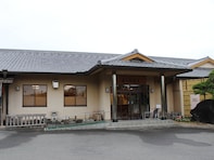 【奈良県の人気日帰り温泉】「音の花温泉」は広大な露天風呂が自慢の施設。深海1,850mの天然温泉でリラックス