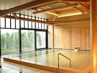 【熊本県の人気日帰り温泉】「玉名温泉つかさの湯」は西日本最大級の温泉リゾート施設。源泉かけ流しの「美人の湯」でリラックス