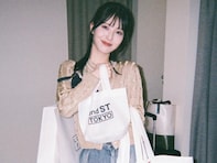 「めっちゃ買ってる」浜辺美波、ショッピングを楽しむ姿に「ハーフアップも似合ってます」「可愛い笑顔」