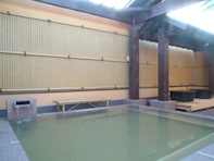 【青森県の人気日帰り温泉】「天然温泉 花の湯」は岩木山を臨む絶景とラドン岩盤浴が魅力の施設。多彩な「天然温泉」でリラックス