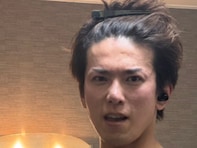 「じん様のじん様が！！！」モナキ・じん、筋肉披露にファン歓喜！ 「これ無料で見れるのおかしい」
