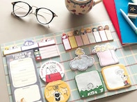 【付録】SNOOPYの「ふせんセット」が付いてくる！ 予約必須の『SNOOPY 超ボリューム！ ふせんセット BOOK』は6月12日発売