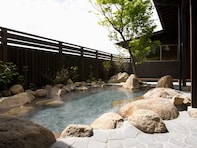 【長崎県の人気日帰り温泉】「はさみ温泉 湯治楼」は「とろん」とした美肌の湯が自慢
