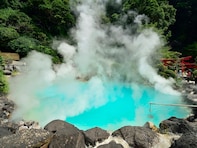もう一度行ってみたい「全国人気温泉地」ランキング！ 2位は大分「別府温泉郷」、では1位は？