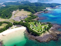 【長崎県の人気日帰り温泉】「上対馬温泉渚の湯」は対馬海峡を一望できる絶景施設。ツルヌル美肌湯でリラックス