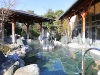 【佐賀県の人気スーパー銭湯】「吉野ヶ里温泉 卑弥呼乃湯」は風情ある庭園露天風呂が魅力。15種類のお風呂・サウナを完備