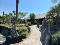 【熊本県の人気日帰り温泉】「隠れ家温泉 古保山リゾート」はアジアンチックなリゾート空間が魅力の施設。100％かけ流しの美肌の湯でリラックス