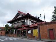 梅雨に行きたいと思う「青森県の旅行先」ランキング！ 同率2位「太宰治記念館『斜陽館』」「浅虫温泉」、1位は？