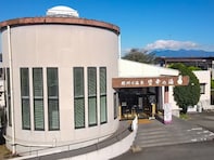 【栃木県の人気スーパー銭湯】「那珂川温泉 皆幸乃湯」は大自然が生んだ100％源泉かけ流しの温泉施設。アルカリ性天然温泉でリラックス
