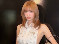 「ノーブラ？」TWICE・モモ、大胆ファッションに反響！ 「はみ出ちゃうよ」「両横の生地どこいった！」
