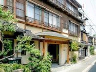【楽天トラベルセール】兵庫県「城崎温泉 しののめ荘」が今だけ特別価格に！ 岩風呂やノスタルジックな雰囲気の貸切風呂が自慢【6月10日】