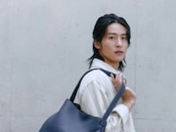 「心臓鷲掴み」目黒蓮、イケメンショットにファンもん絶「あまりにもかっこよすぎて語彙力が消えました」